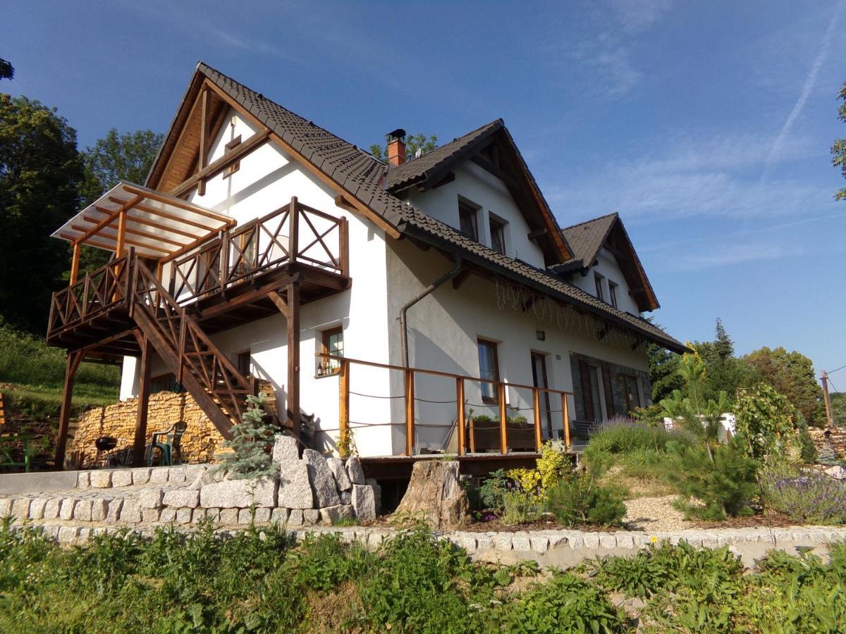 Motyli Chalupa - Luxusni Apartmany U Jestedu Dlouhy Most Exterior foto
